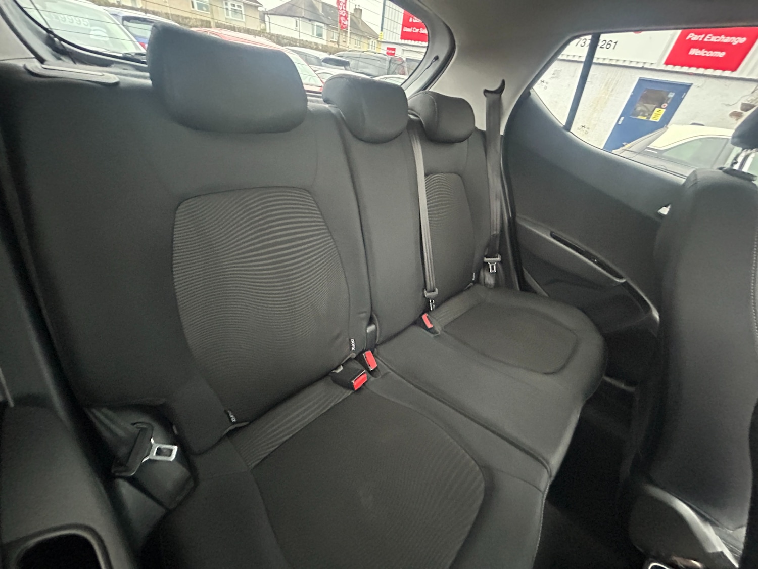 Used Hyundai i10 2017 for sale - 77790246: Photo 11