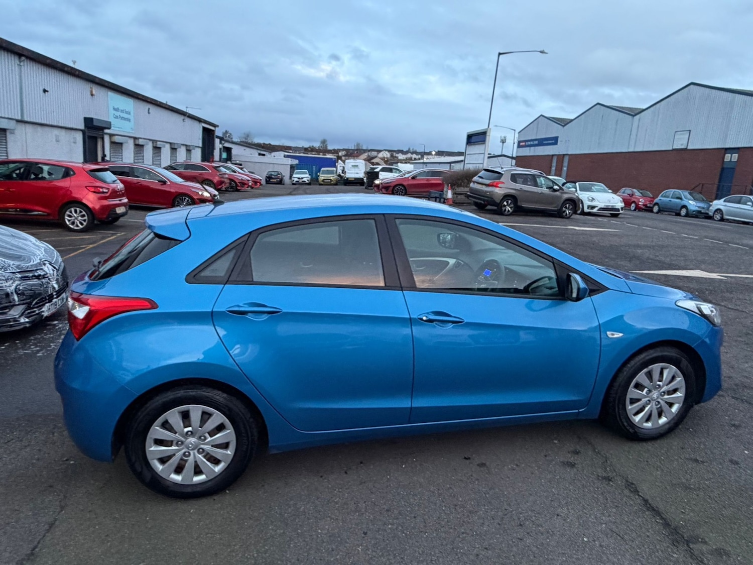 Used Hyundai i30 2015 for sale - 77381322: Photo 6