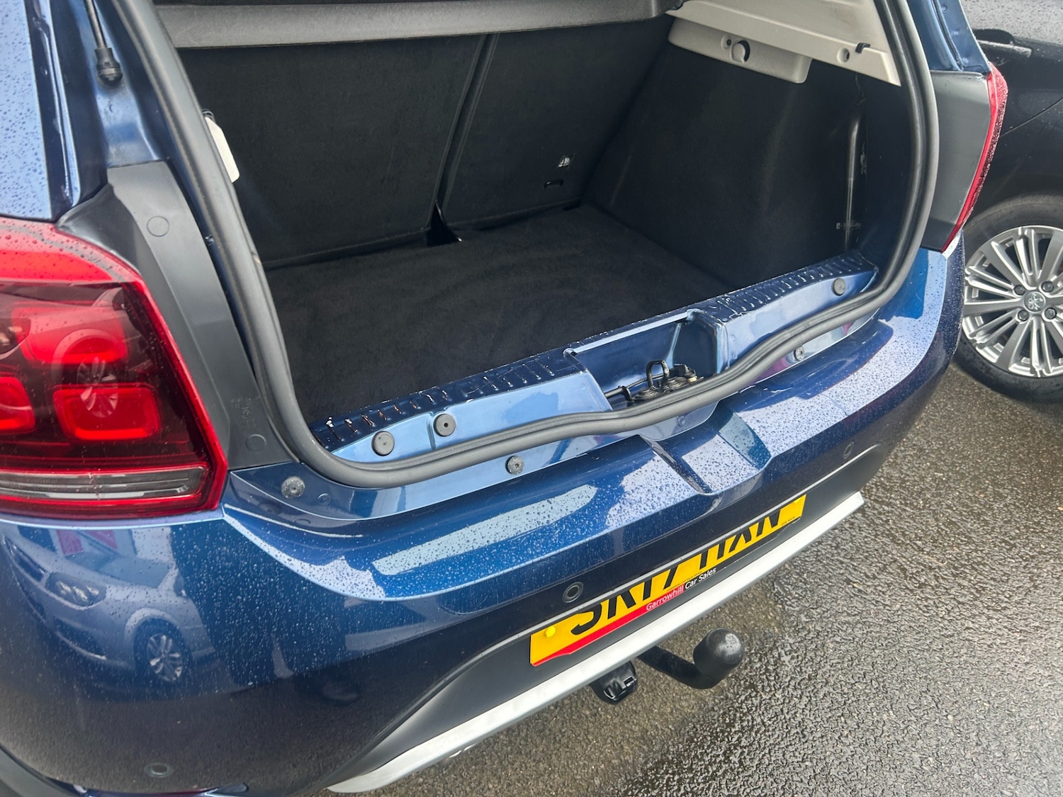 Used Dacia Sandero Stepway 2017 for sale - 77762674: Photo 8