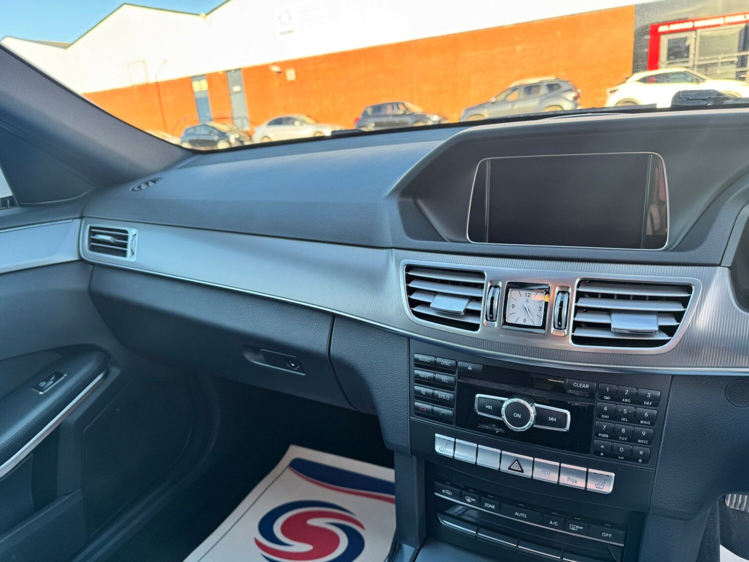 Used Mercedes-Benz E Class 2014 for sale - 77778760: Photo 13