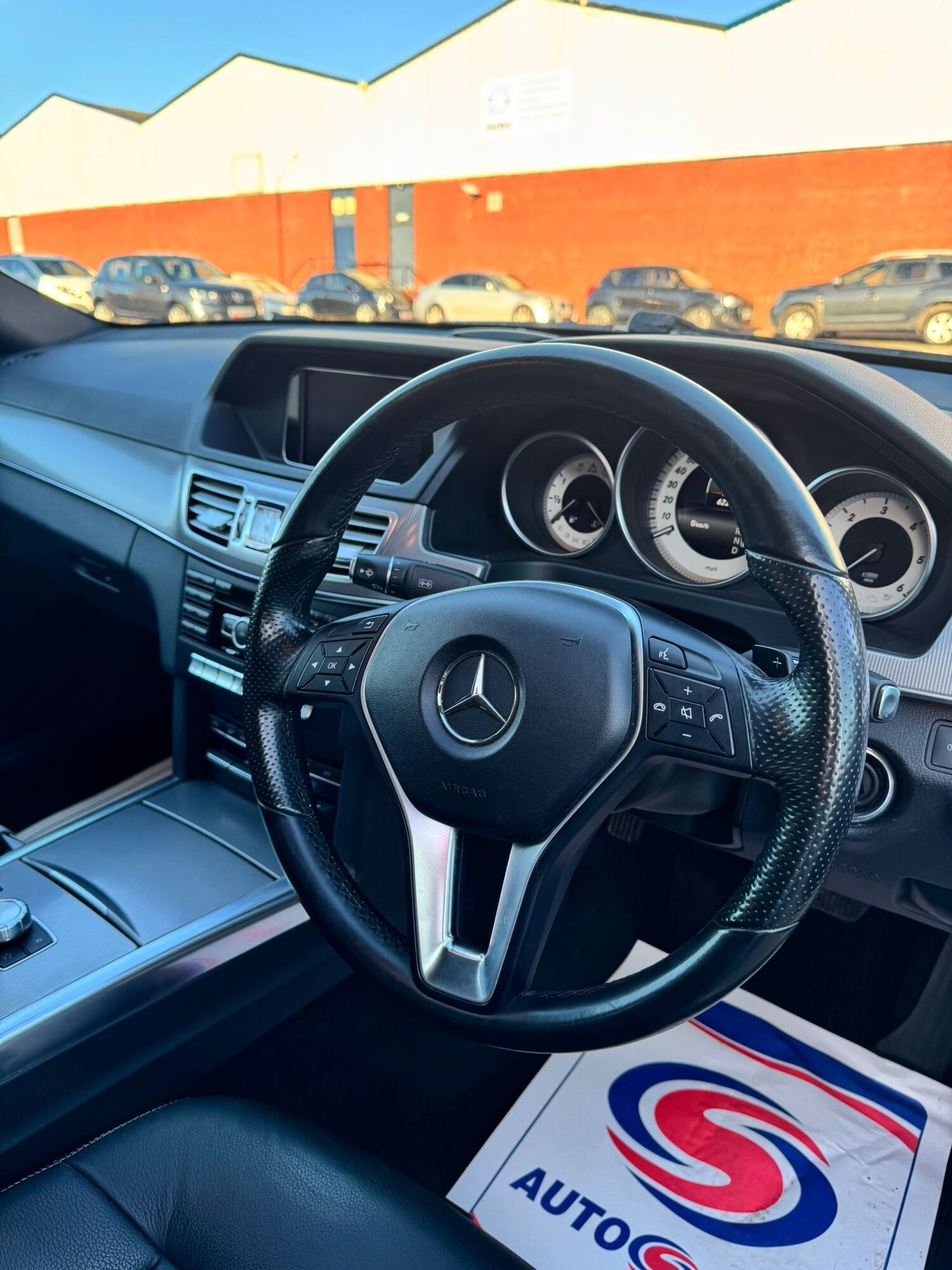 Used Mercedes-Benz E Class 2014 for sale - 77778760: Photo 18