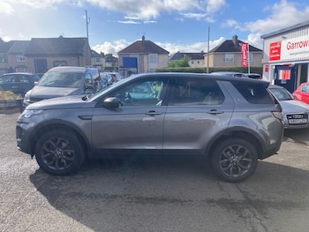 Used Land Rover Discovery Sport 2018 for sale - 75931647: Photo