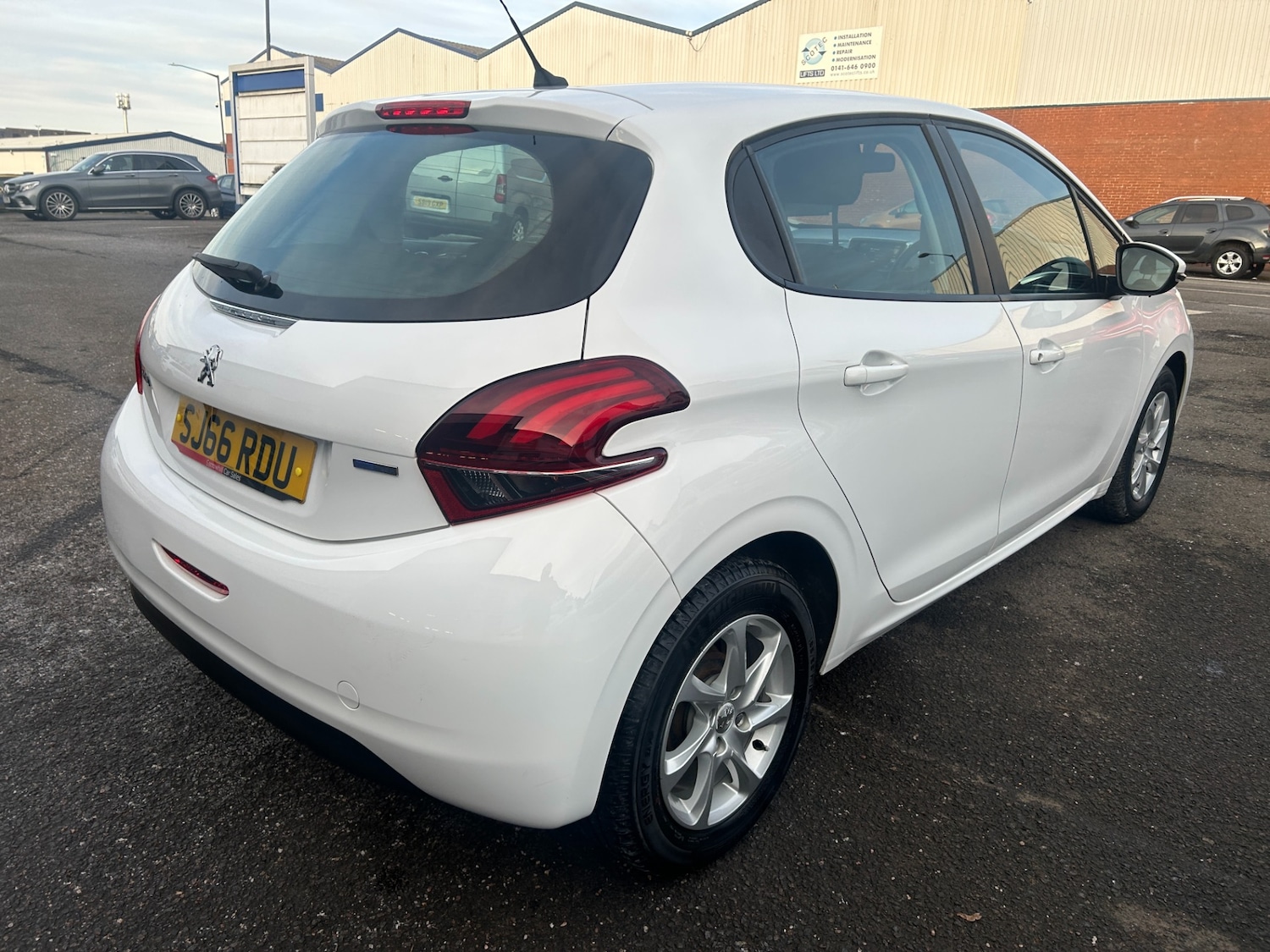 Used Peugeot 208 2016 for sale - 77582225: Photo 10