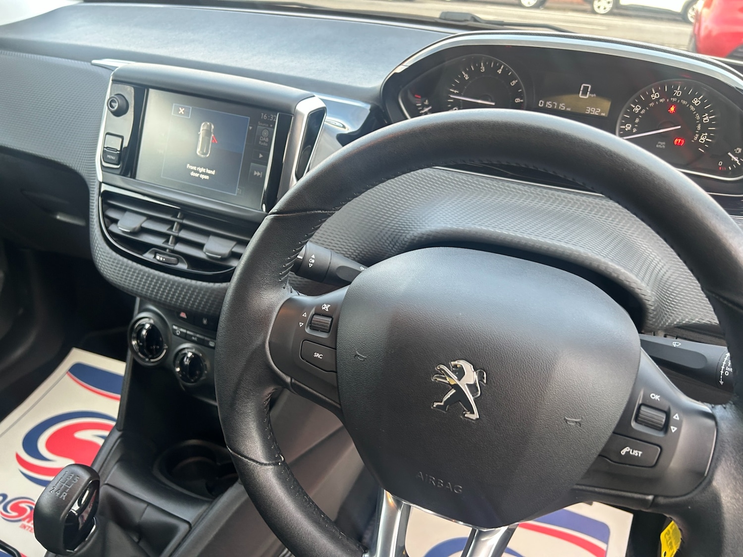 Used Peugeot 208 2016 for sale - 77582225: Photo 13