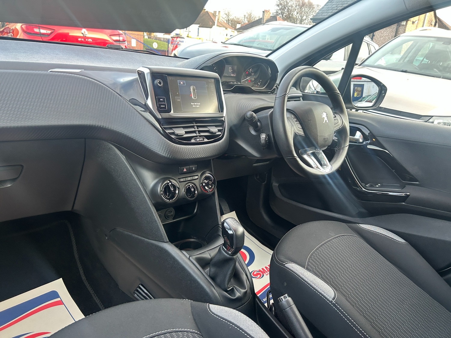 Used Peugeot 208 2016 for sale - 77582225: Photo 17