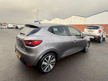 Used Renault Clio 2016 for sale - 77619141: Photo