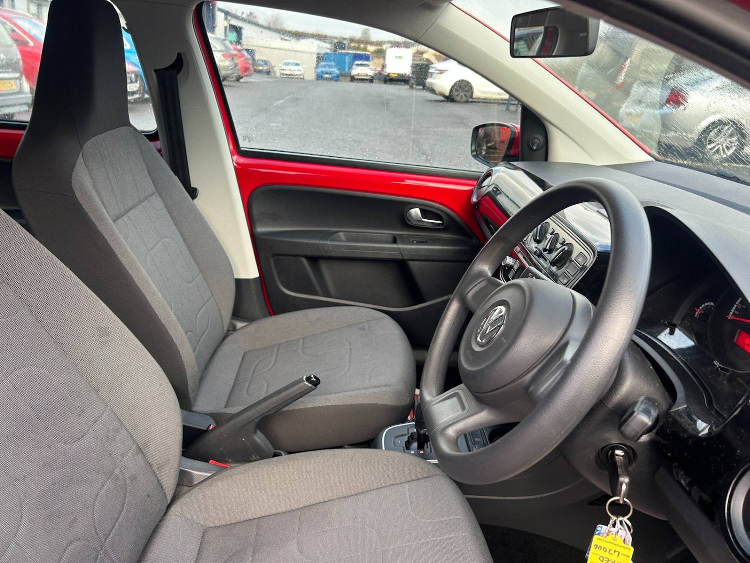 Used Volkswagen up! 2015 for sale - 77297117: Photo 14