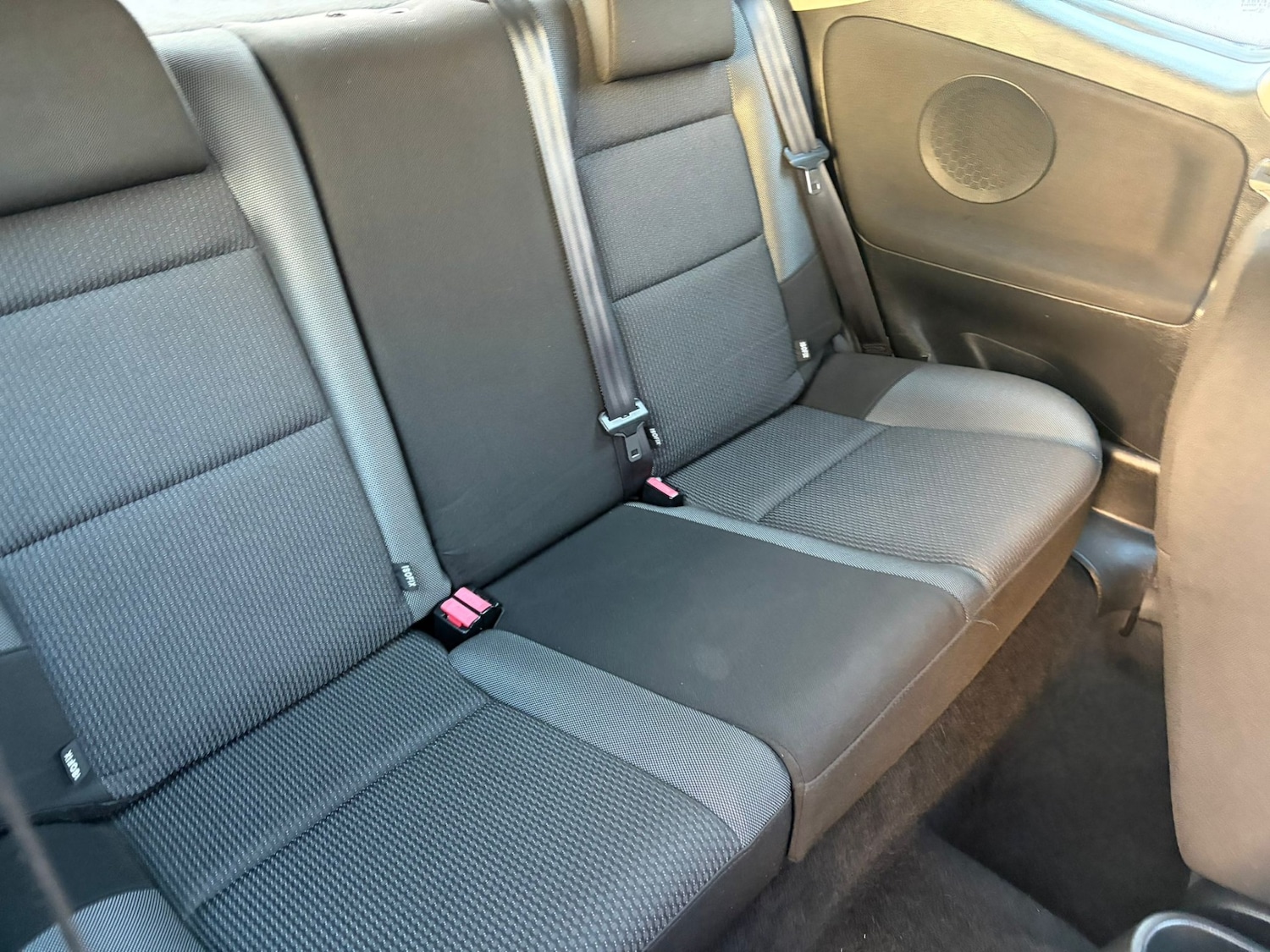 Used Peugeot 207 2011 for sale - 77207212: Photo 11