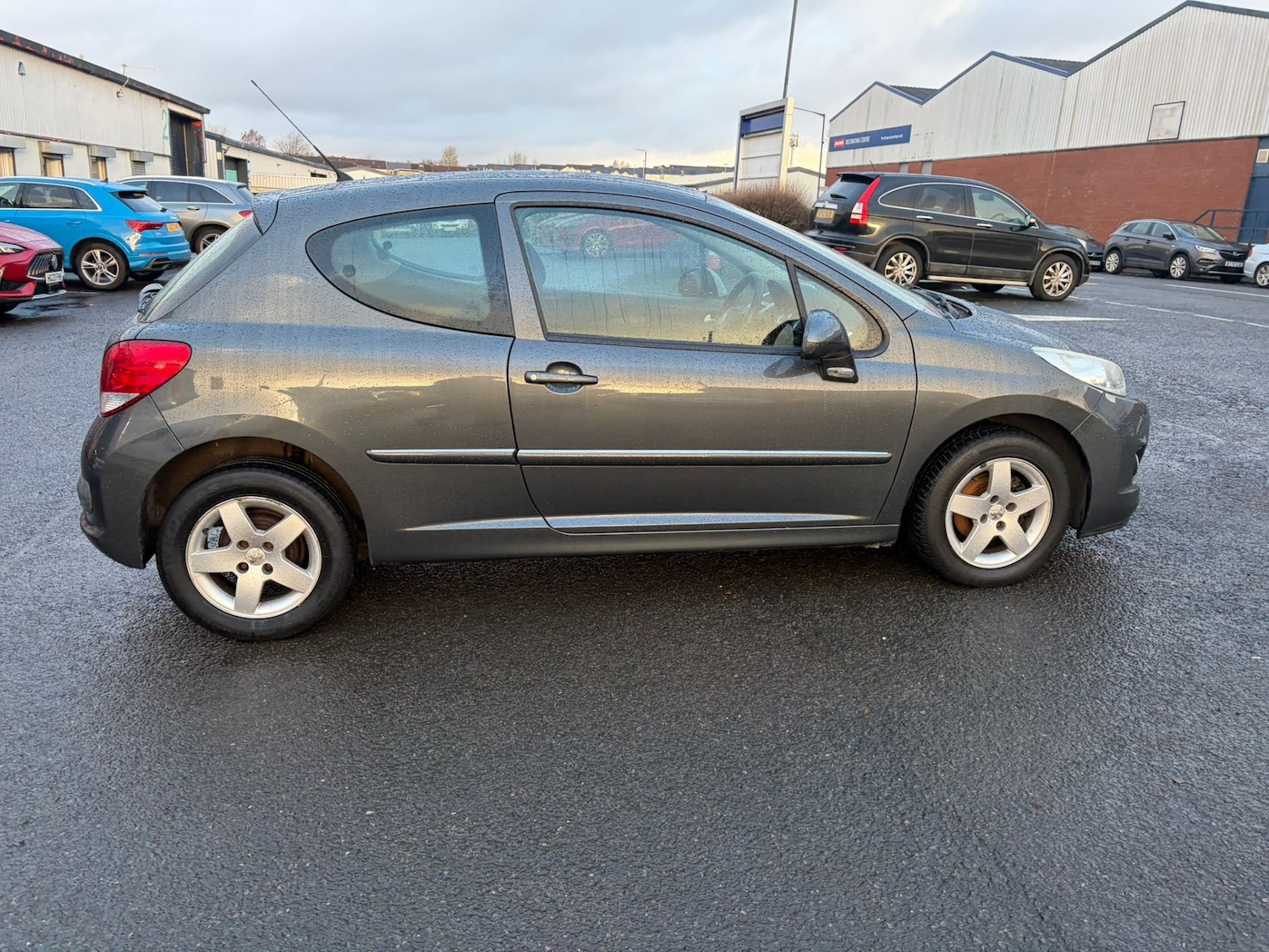 Used Peugeot 207 2011 for sale - 77207212: Photo 6