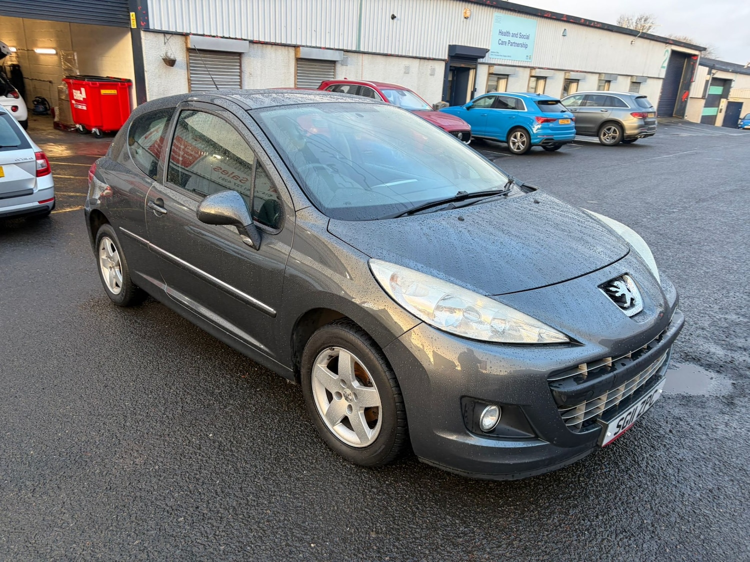 Used Peugeot 207 2011 for sale - 77207212: Photo 7