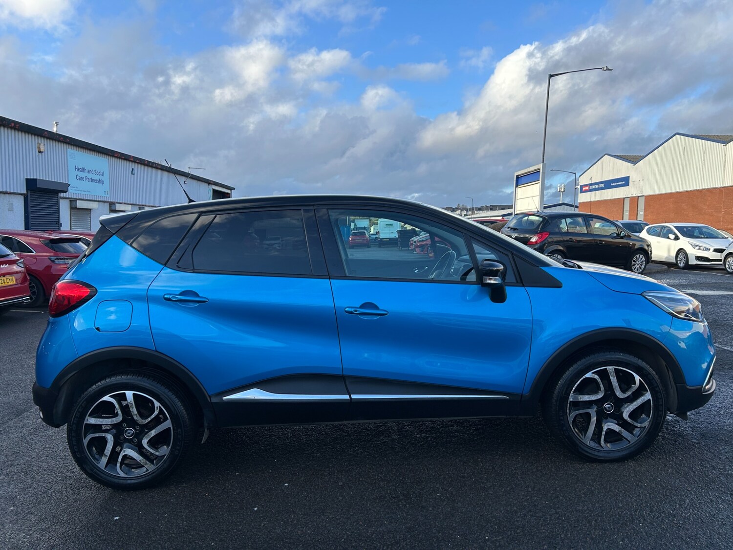 Used Renault Captur 2017 for sale - 77848404: Photo 10