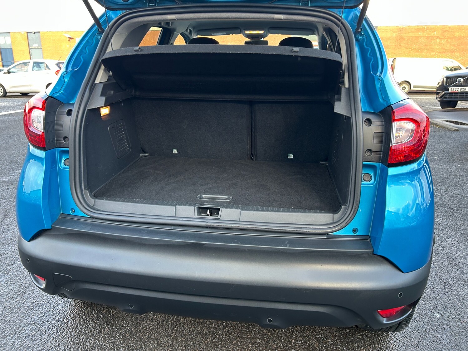 Used Renault Captur 2017 for sale - 77848404: Photo 15