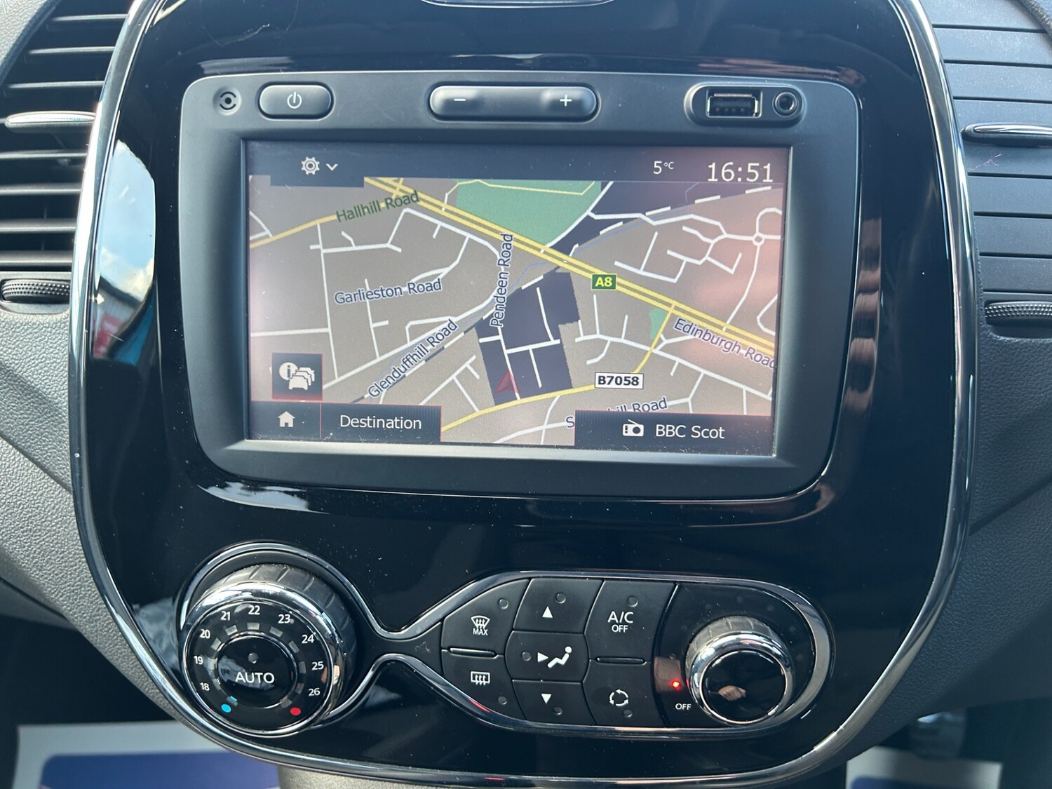 Used Renault Captur 2017 for sale - 77848404: Photo 17