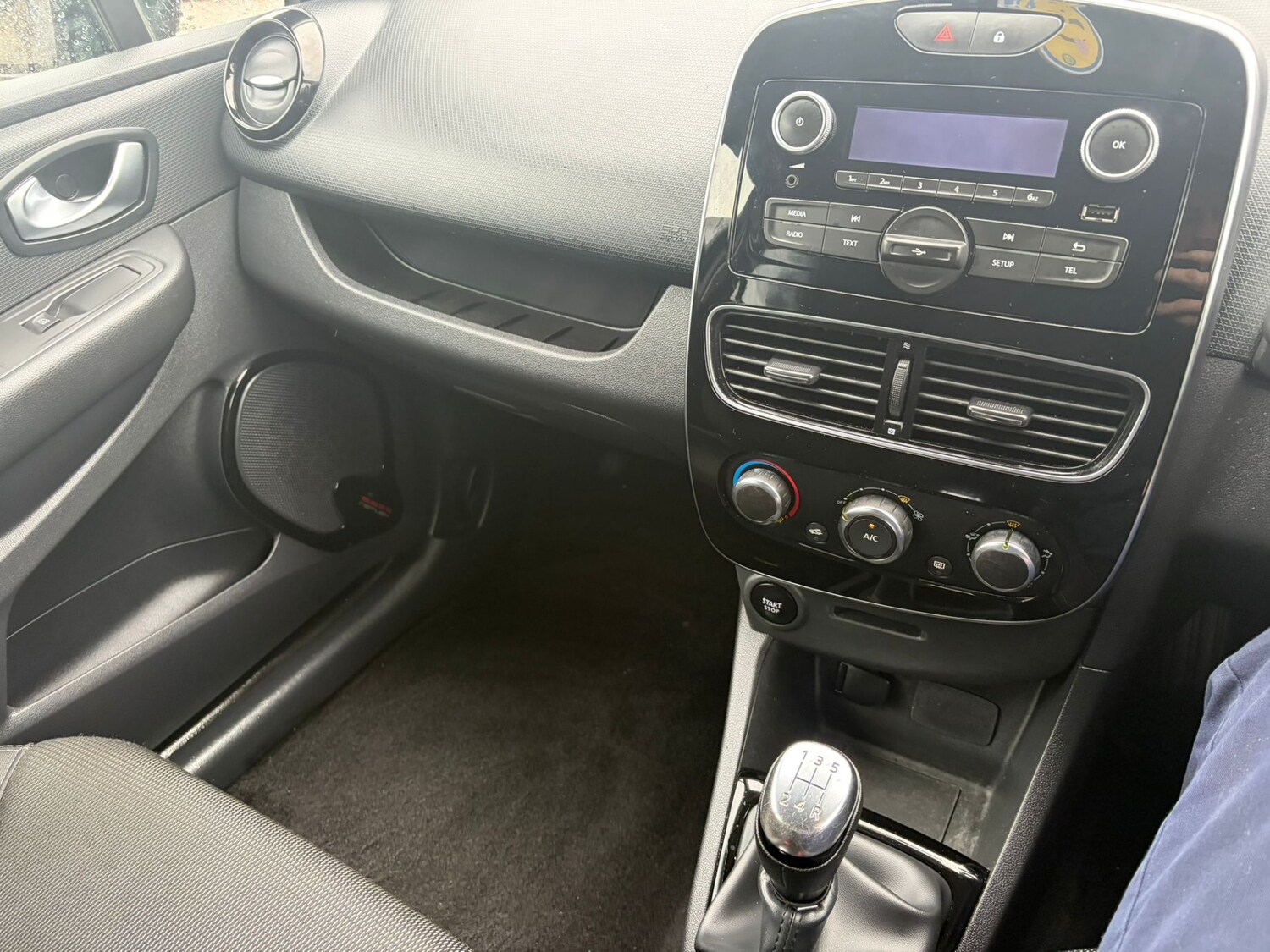 Used Renault Clio 2018 for sale - 78162159: Photo 14