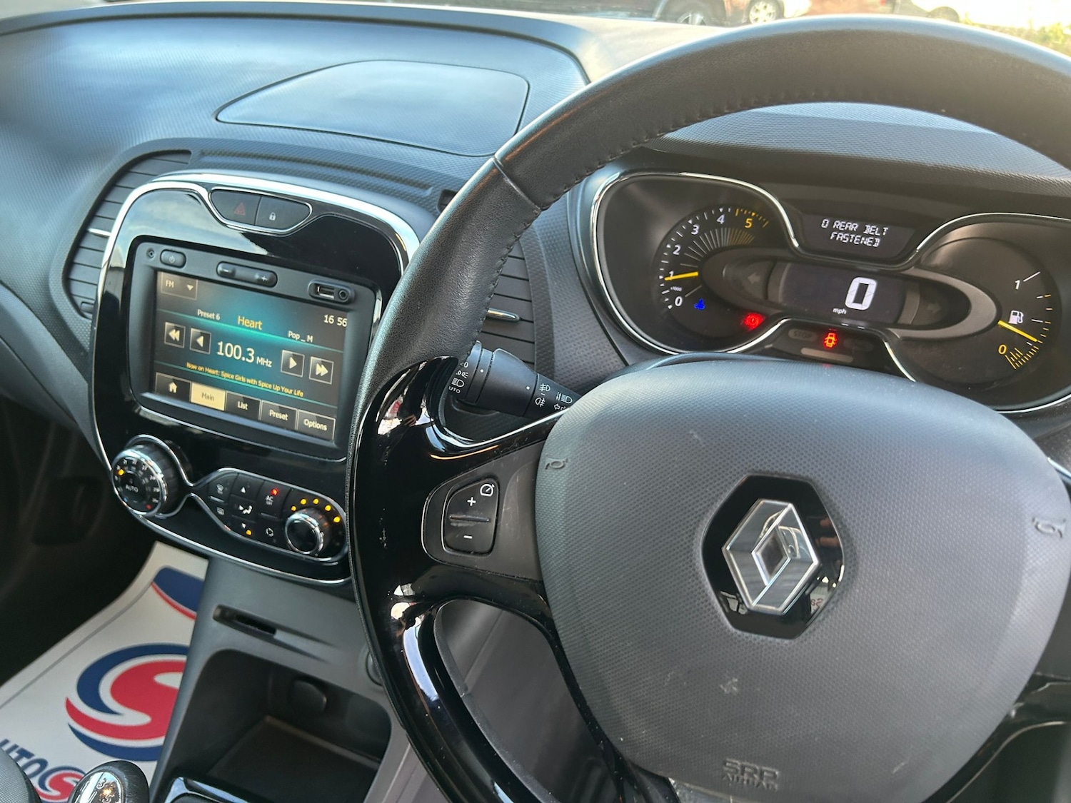 Used Renault Captur 2014 for sale - 77691376: Photo 15