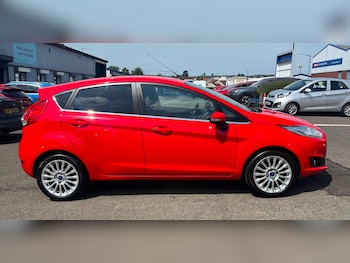 Used Ford Fiesta 2015 for sale - 79175430: Photo