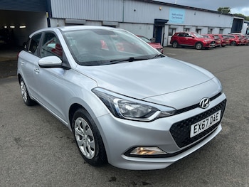 Used Hyundai i20 2017 for sale - 75482902: Photo