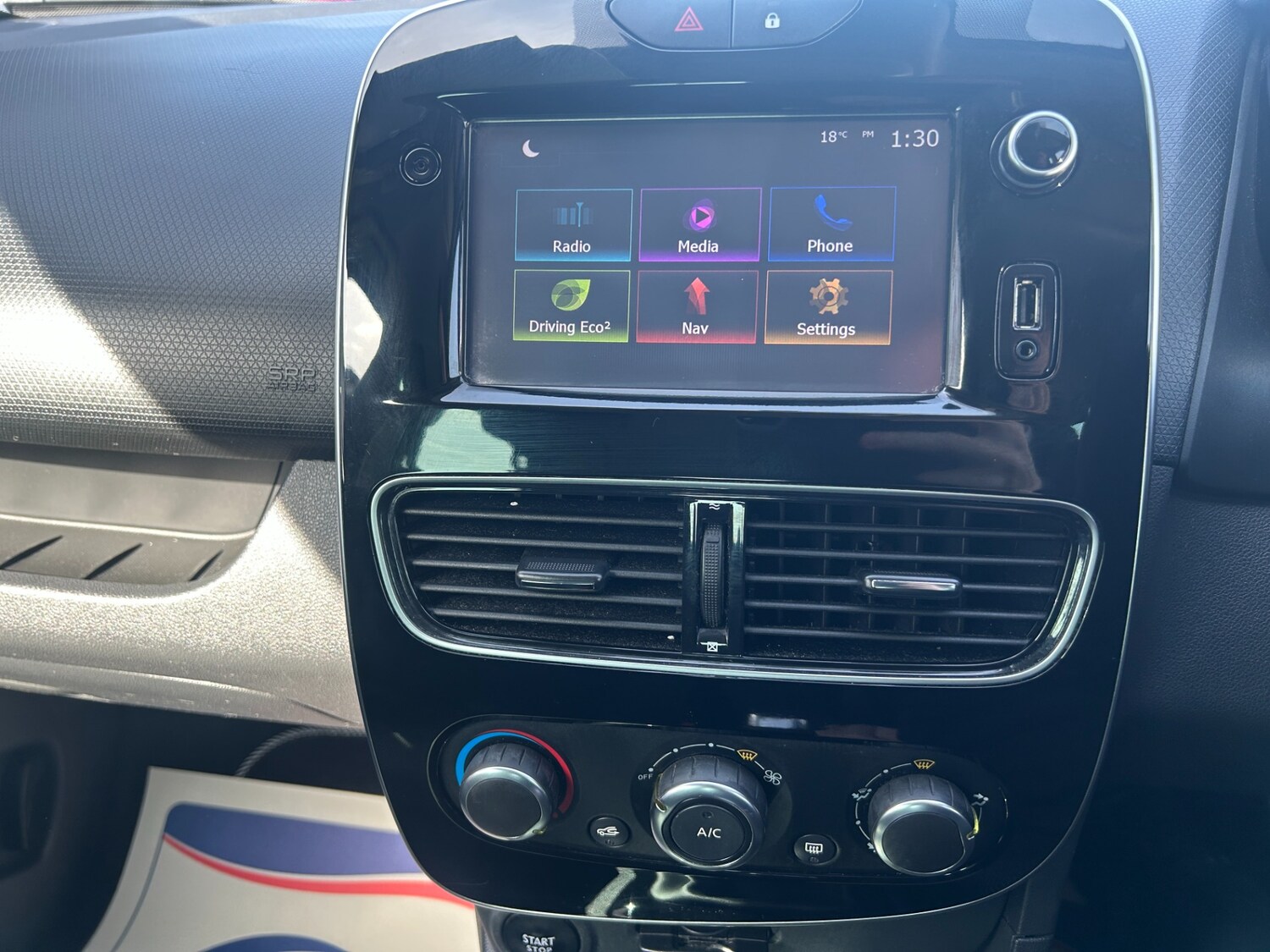 Used Renault Clio 2018 for sale - 77947139: Photo 11