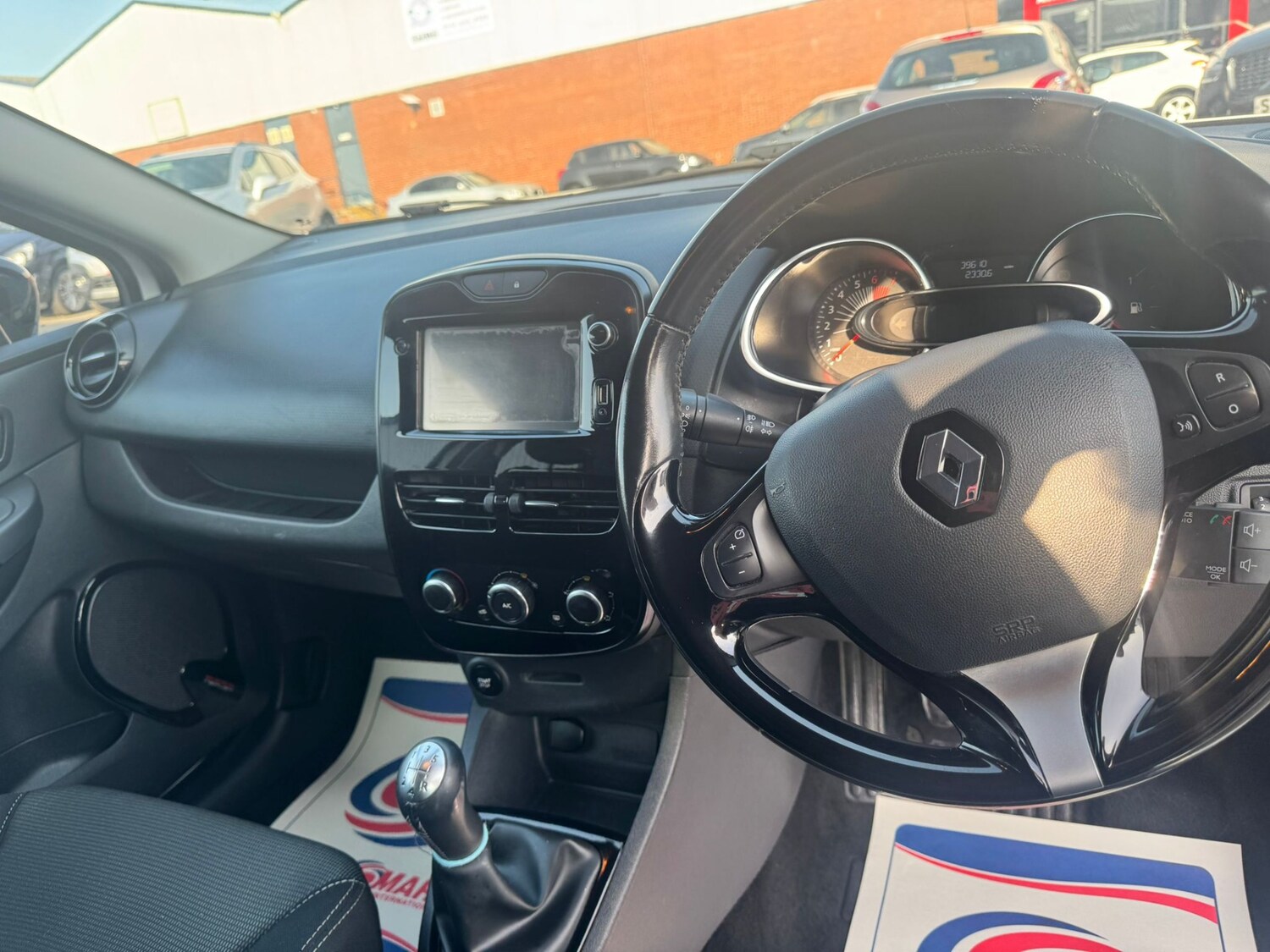 Used Renault Clio 2016 for sale - 77965366: Photo 17