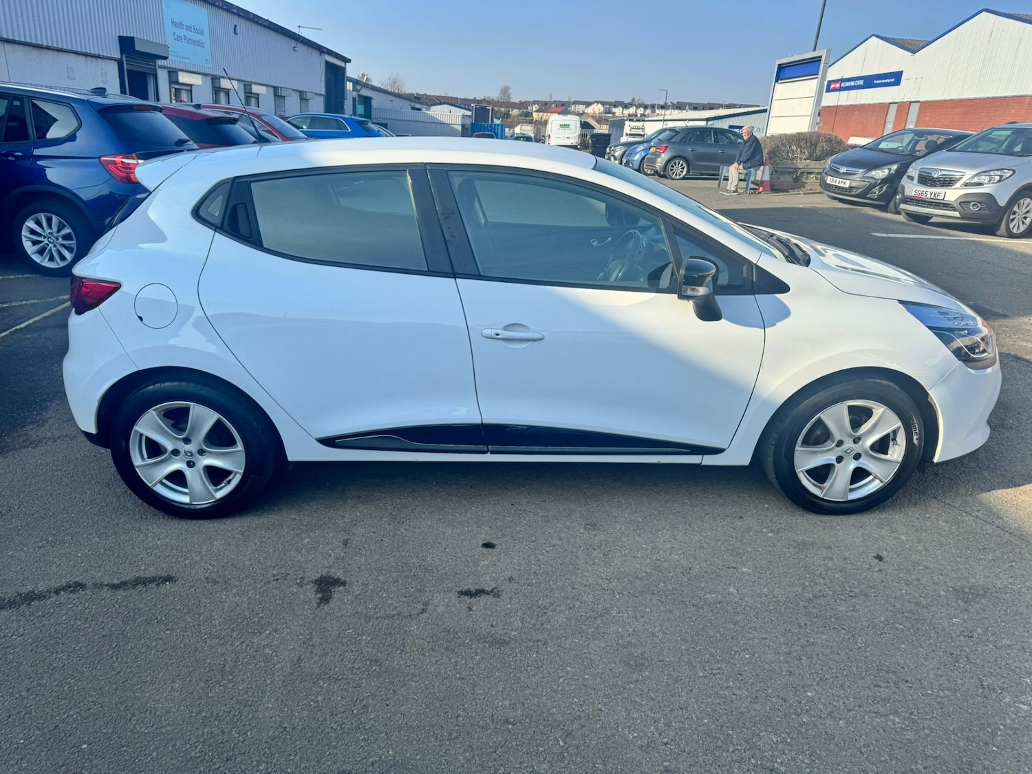 Used Renault Clio 2016 for sale - 77965366: Photo 9