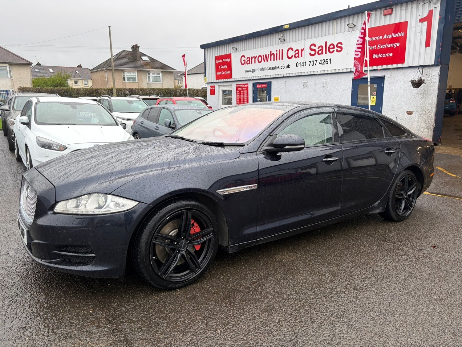 Used Jaguar XJ 2011 for sale - 76542908: Photo 1
