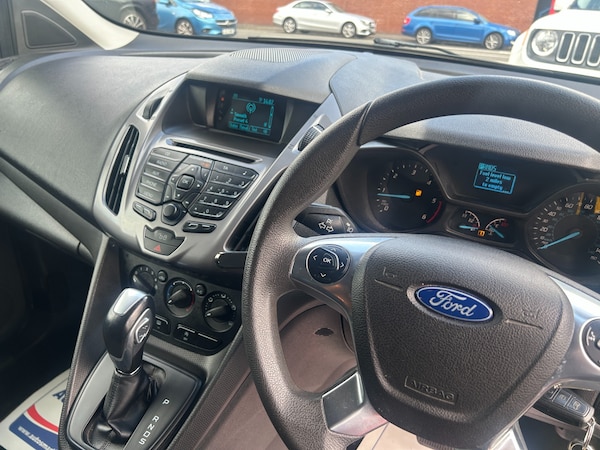 Used Ford Grand Tourneo Connect 2016 for sale - 75651727: Photo 11
