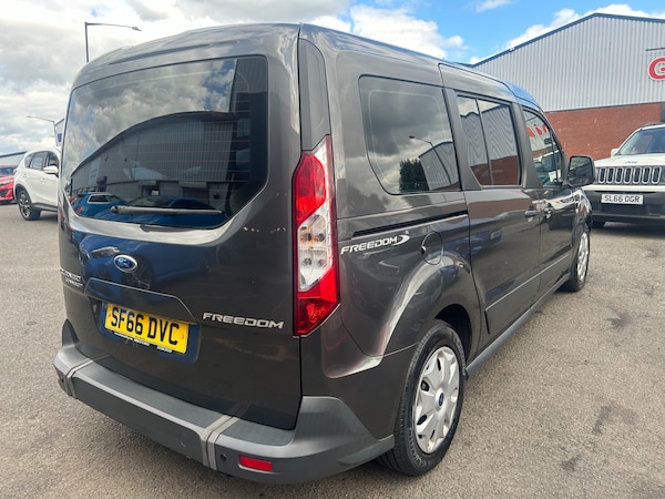 Used Ford Grand Tourneo Connect 2016 for sale - 75651727: Photo 9