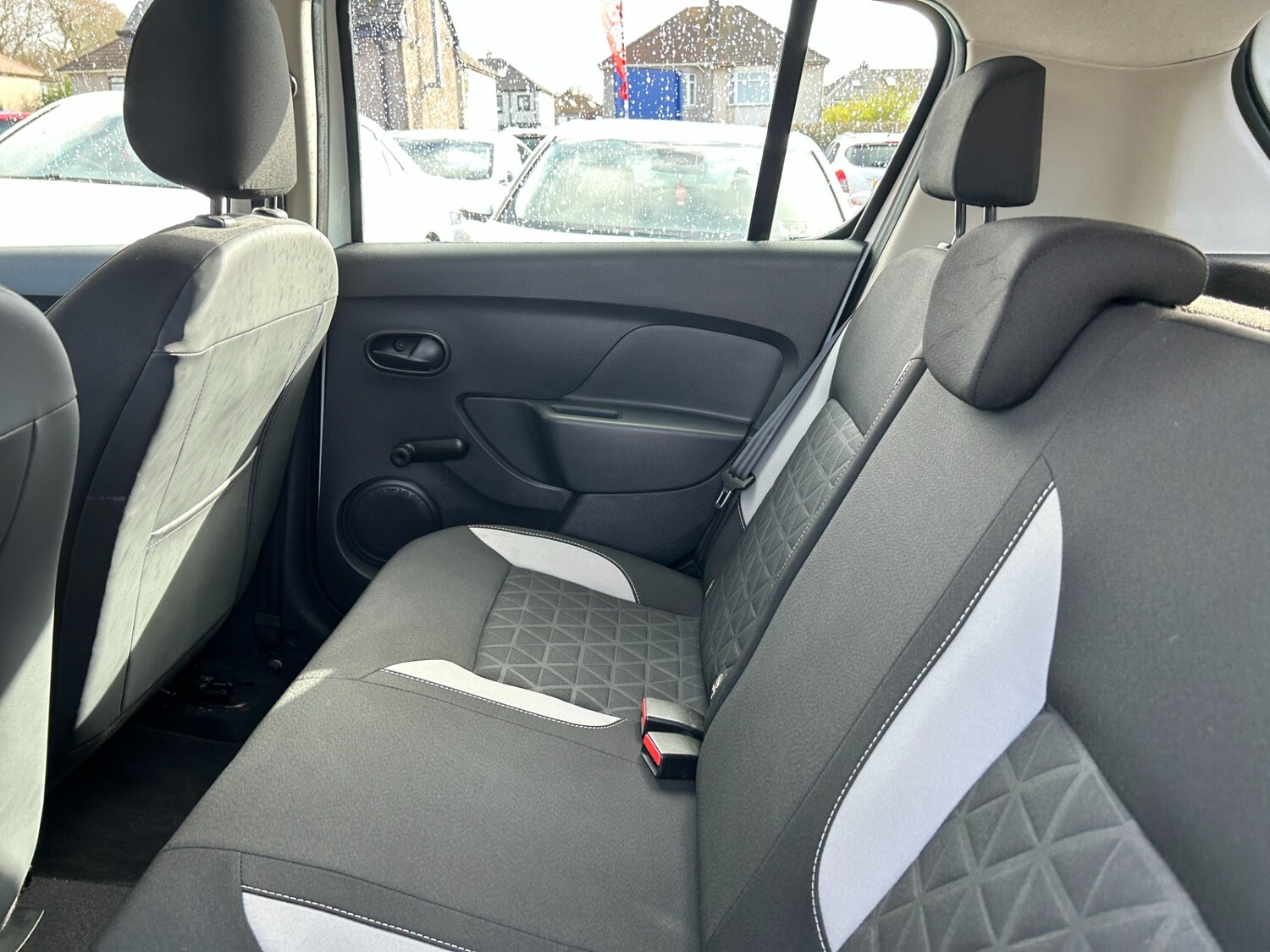 Used Dacia Sandero Stepway 2015 for sale - 77833618: Photo 18