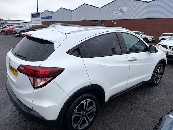 Used Honda HR-V 2016 for sale - 76182727: Photo 7