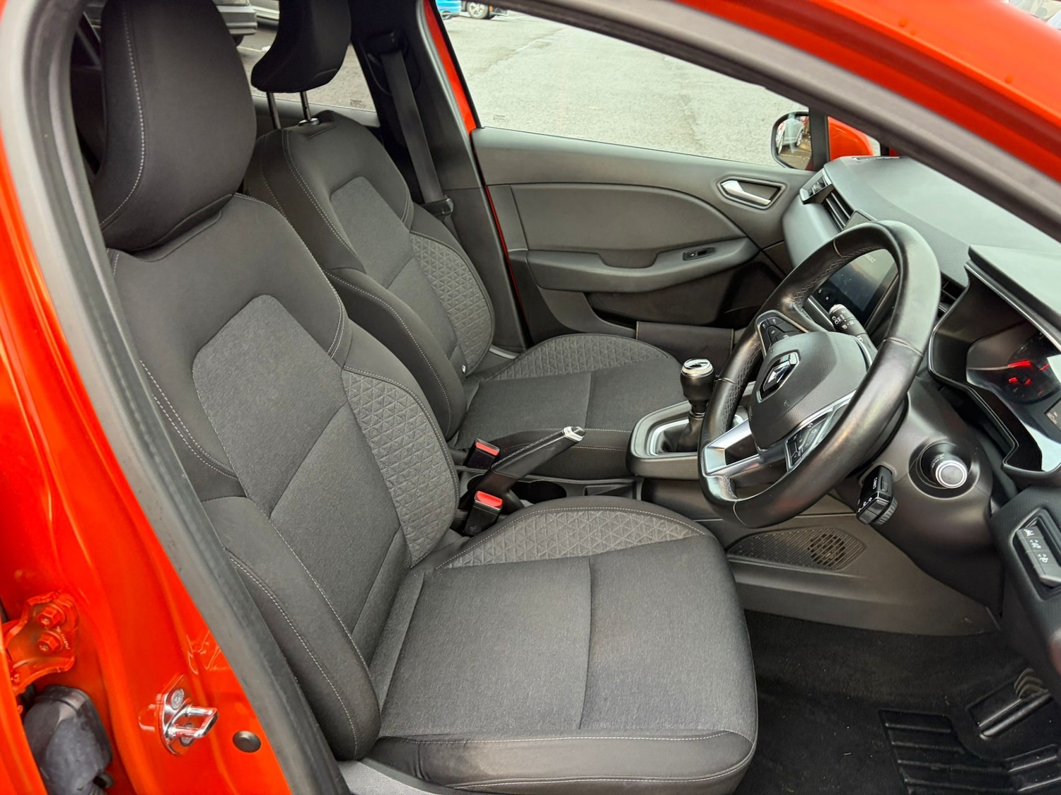 Used Renault Clio 2020 for sale - 77233821: Photo 13