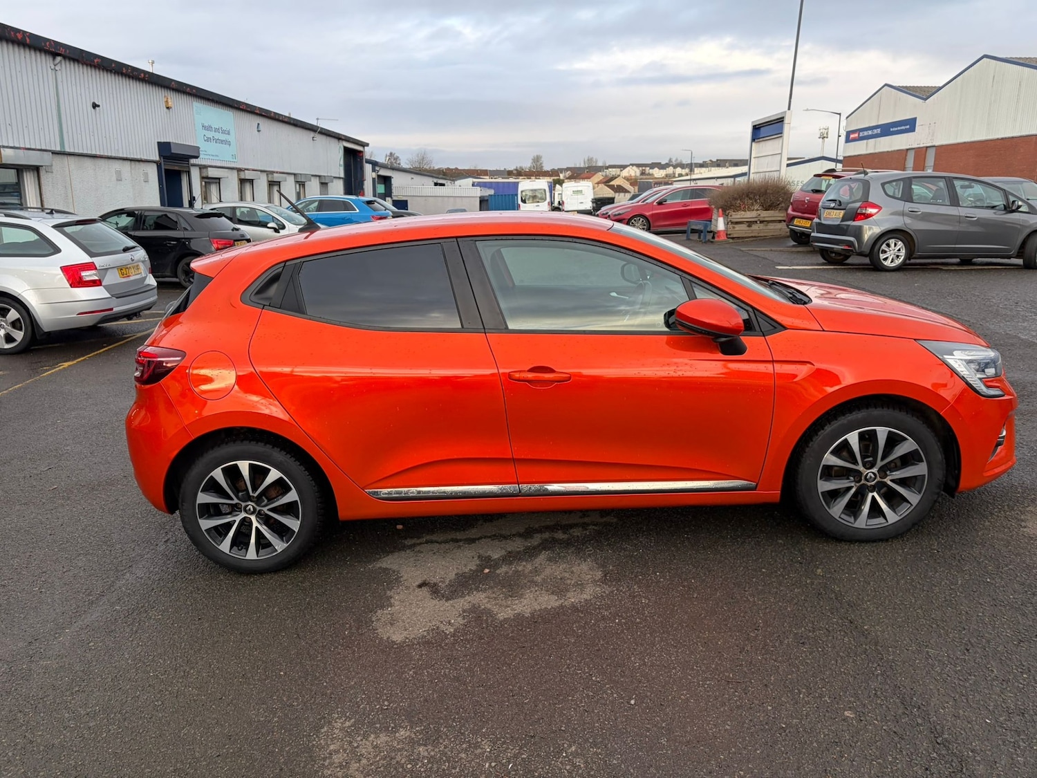 Used Renault Clio 2020 for sale - 77233821: Photo 5