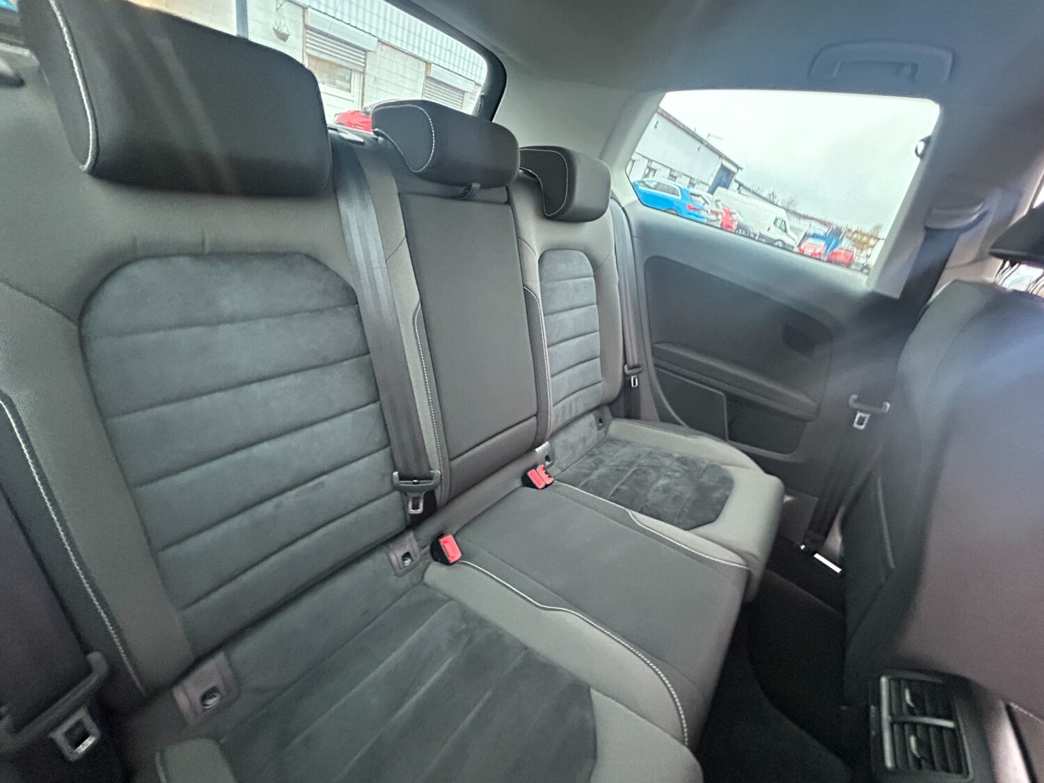 Used Volkswagen Golf 2014 for sale - 77847450: Photo 16