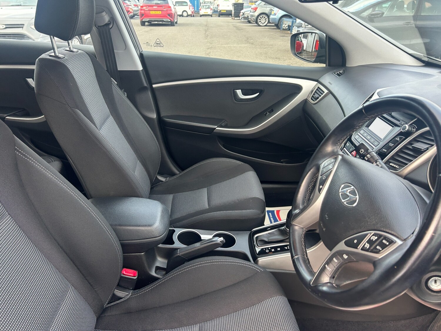 Used Hyundai i30 2015 for sale - 77833603: Photo 14