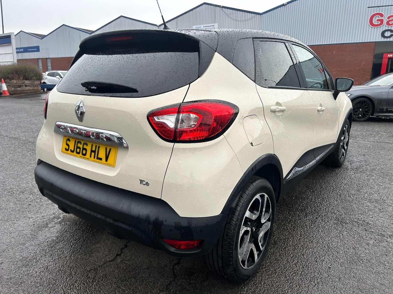 Used Renault Captur 2016 for sale - 76090977: Photo 10