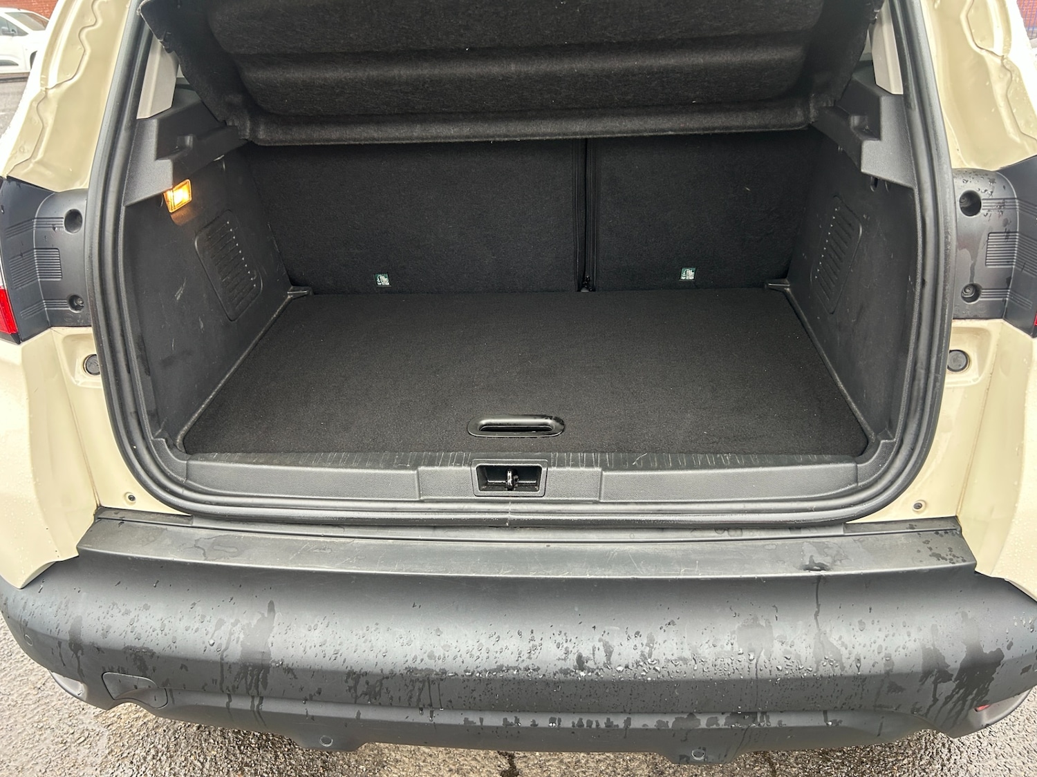 Used Renault Captur 2016 for sale - 76090977: Photo 11