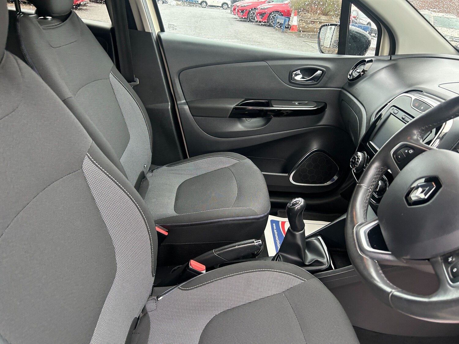 Used Renault Captur 2016 for sale - 76090977: Photo 12