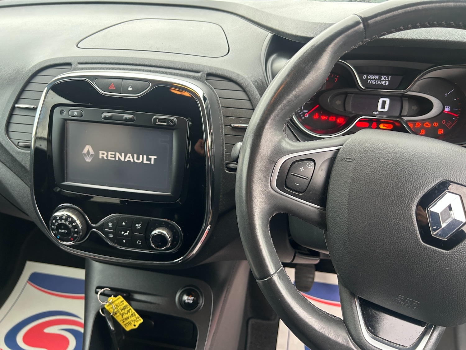 Used Renault Captur 2016 for sale - 76090977: Photo 18