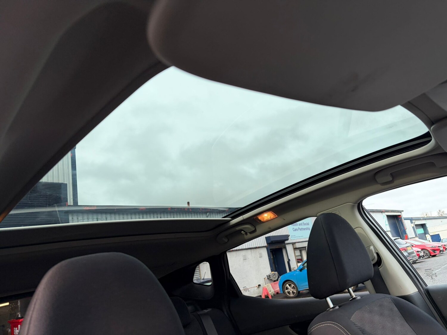 Used Nissan Qashqai 2014 for sale - 77530216: Photo 8