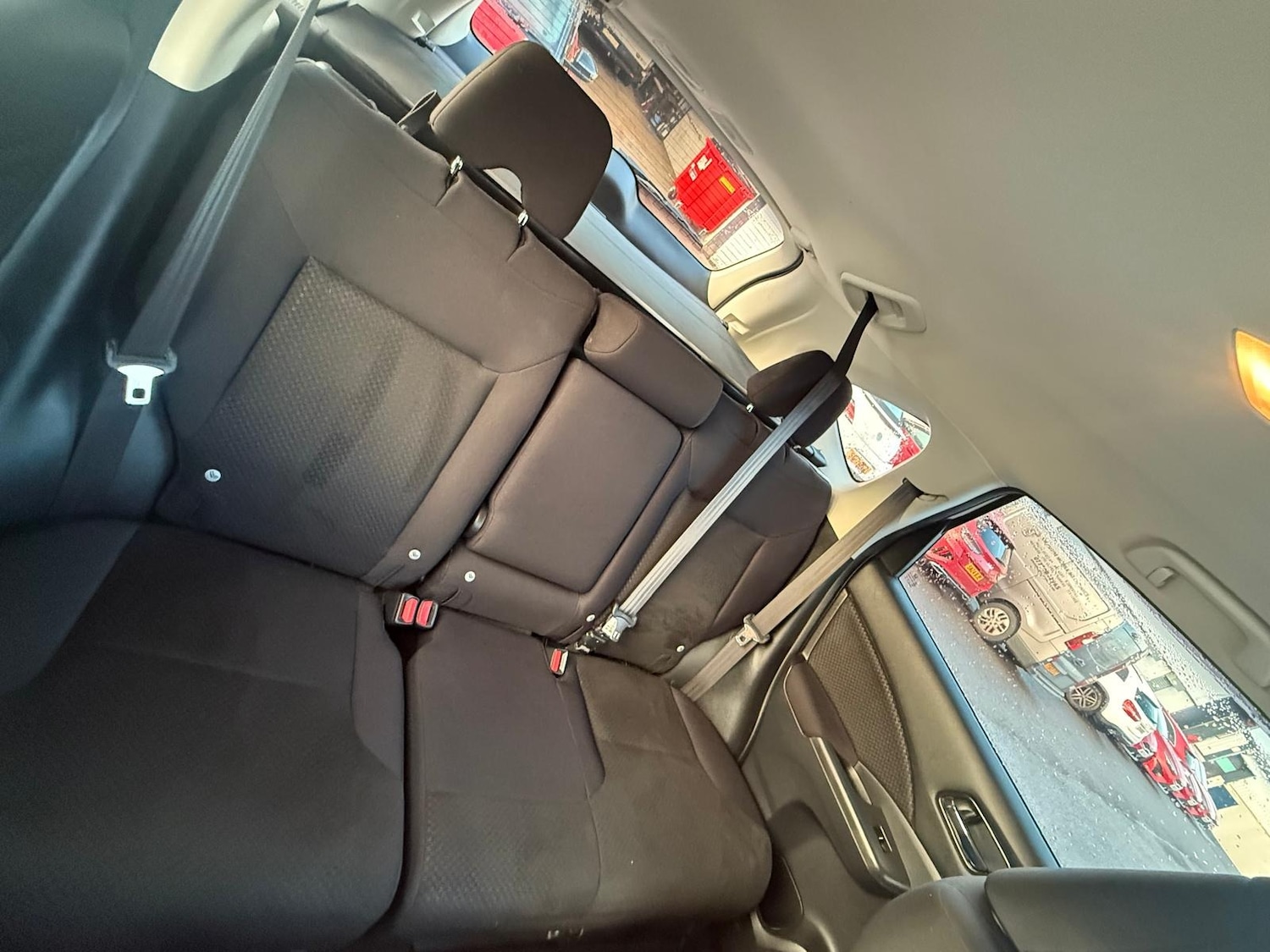 Used Honda CR-V 2018 for sale - 76748473: Photo 10