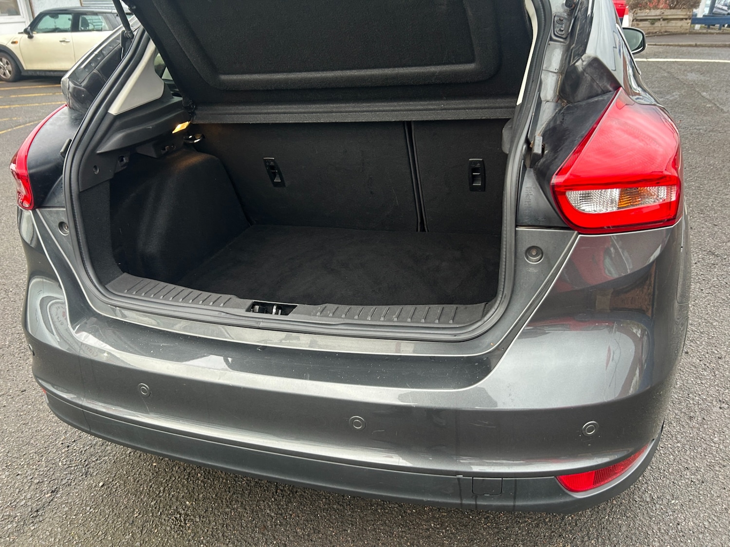 Used Ford Focus 2015 for sale - 77487130: Photo 19