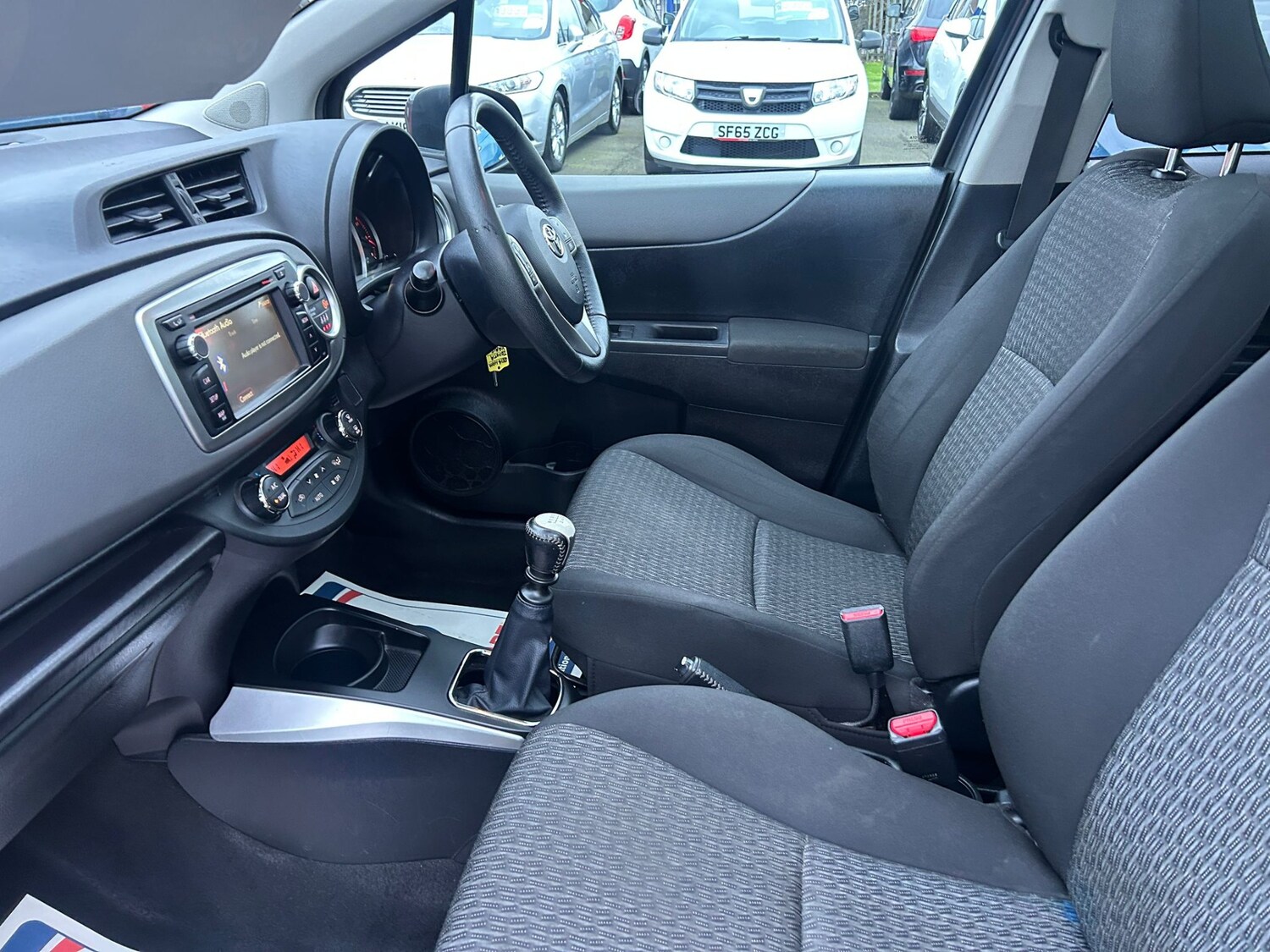 Used Toyota Yaris 2014 for sale - 77459754: Photo 23