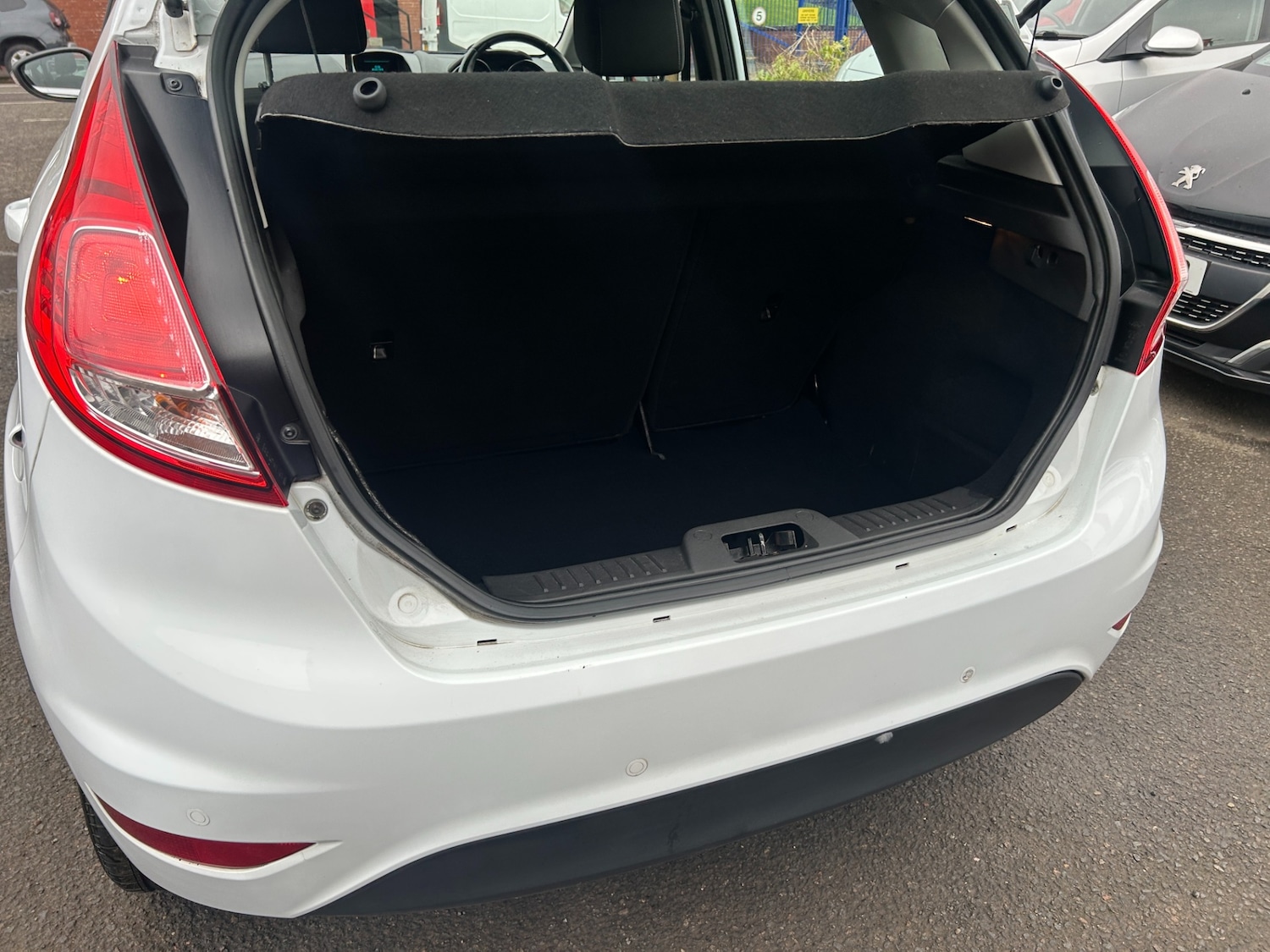 Used Ford Fiesta 2015 for sale - 77762429: Photo 13