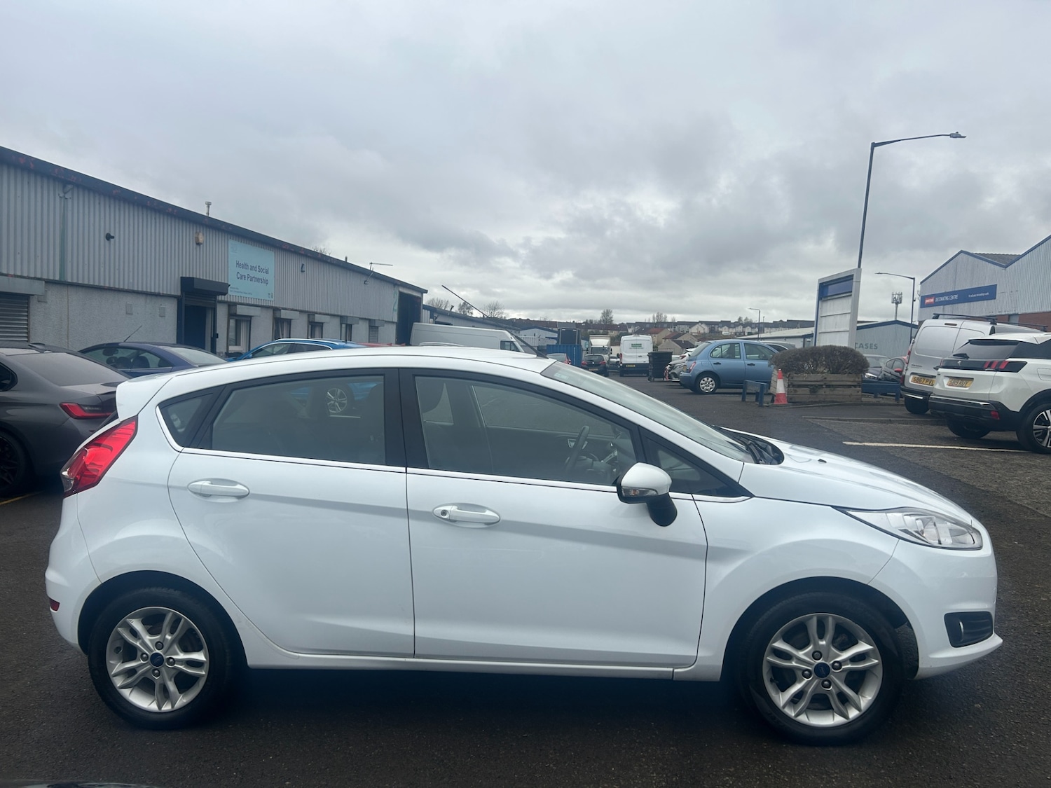 Used Ford Fiesta 2015 for sale - 77762429: Photo 9