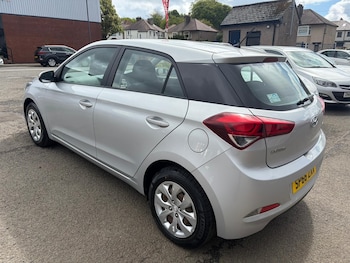 Used Hyundai i20 2016 for sale - 78611184: Photo