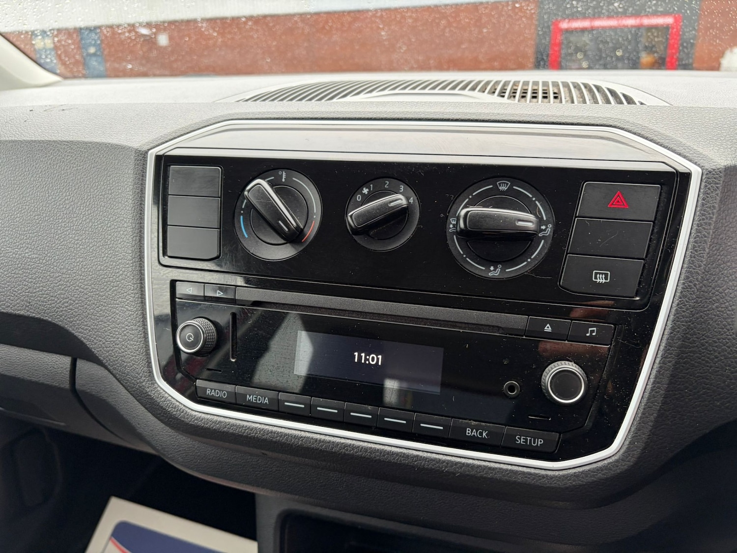 Used Volkswagen up! 2016 for sale - 76706631: Photo 12