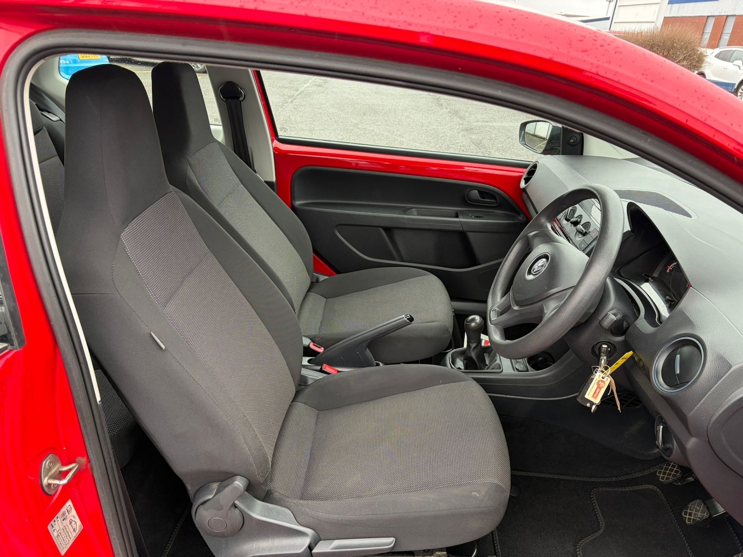 Used Volkswagen up! 2016 for sale - 76706631: Photo 14