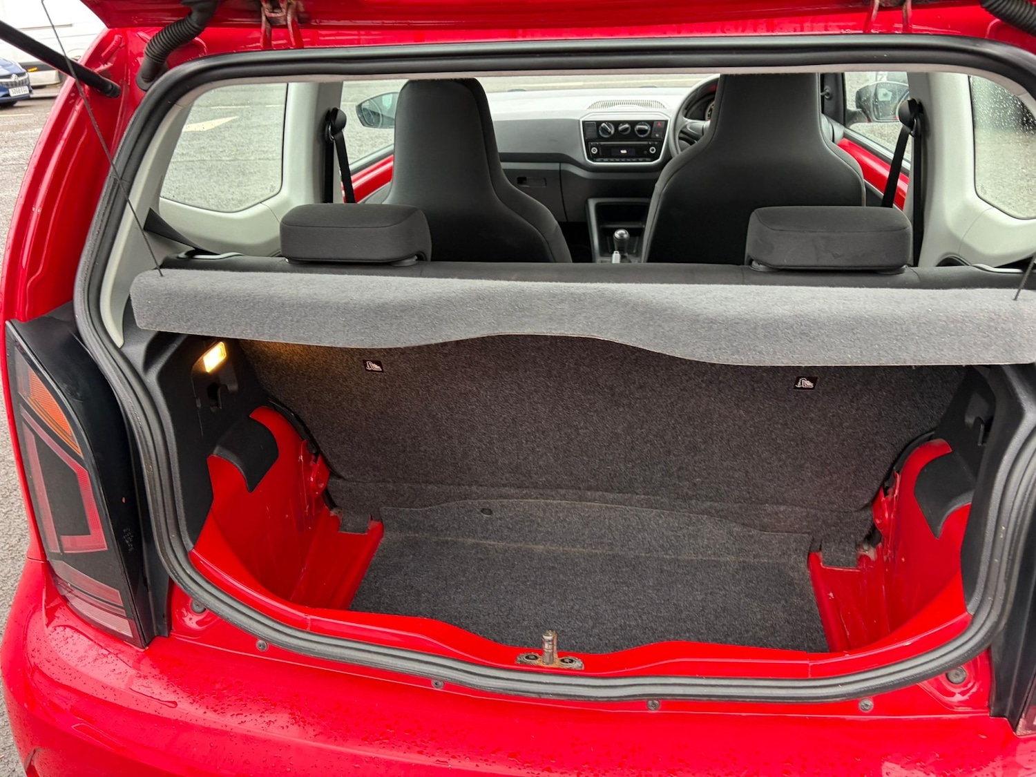 Used Volkswagen up! 2016 for sale - 76706631: Photo 16