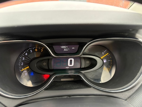 Used Renault Captur 2015 for sale - 76208657: Photo 12