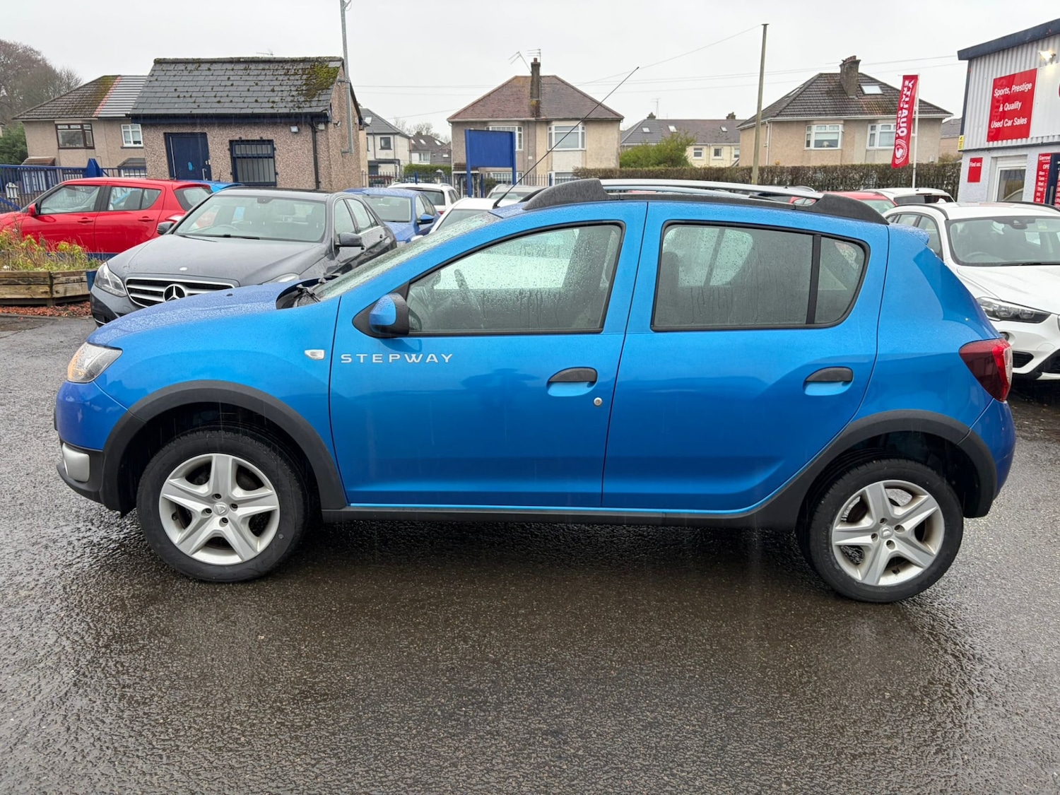 Used Dacia Sandero Stepway 2014 for sale - 76709206: Photo 9