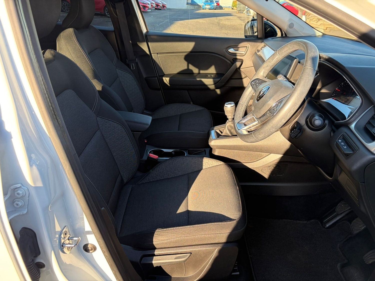 Used Renault Captur 2022 for sale - 76694653: Photo 14